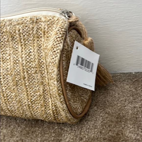 Nwt Nordstrom Woven bamboo Tan tassel zip oval shape Clutch Bag purse - Picture 3 of 7